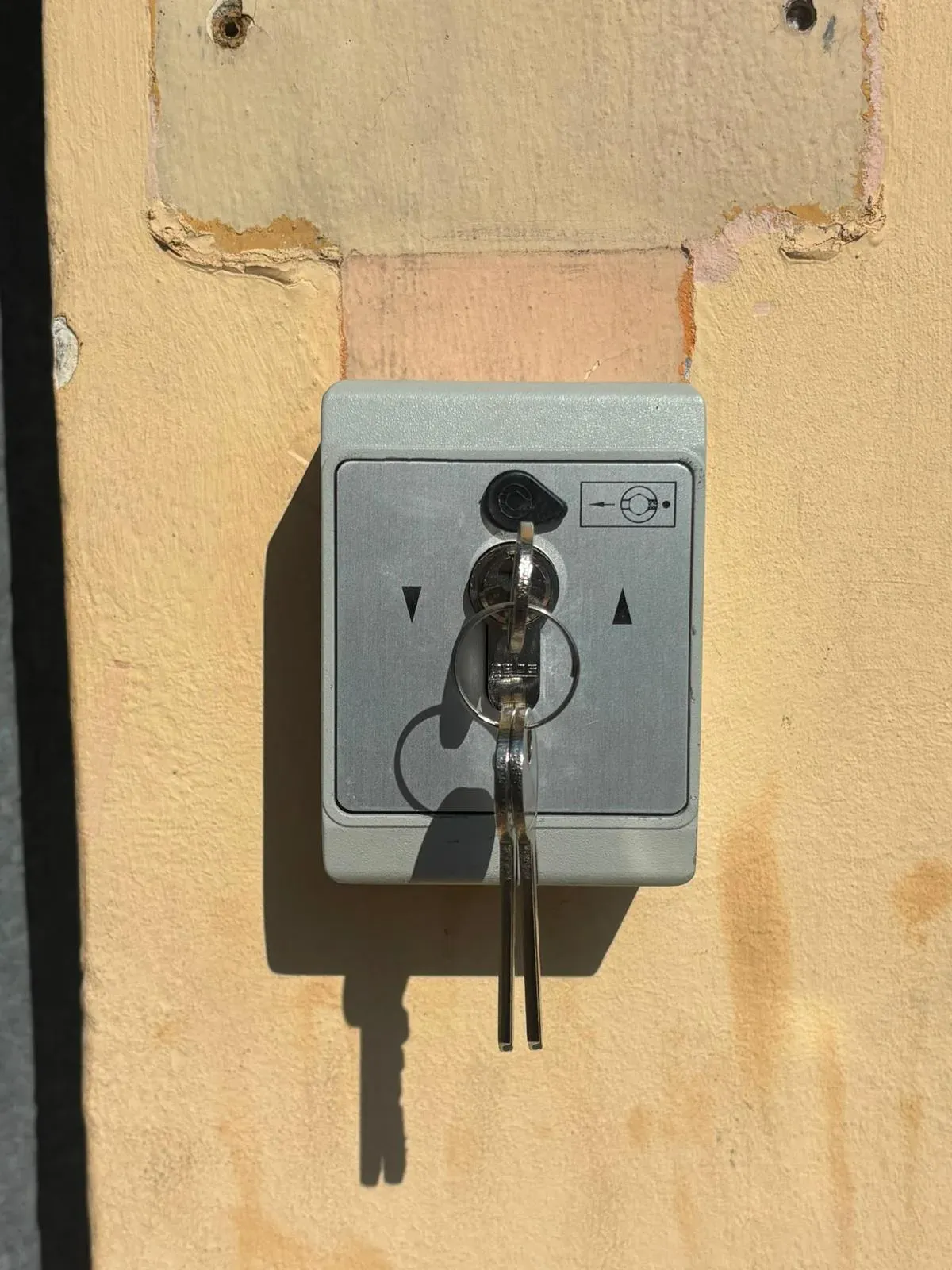 Motorisation de rideau métallique à Annecy
